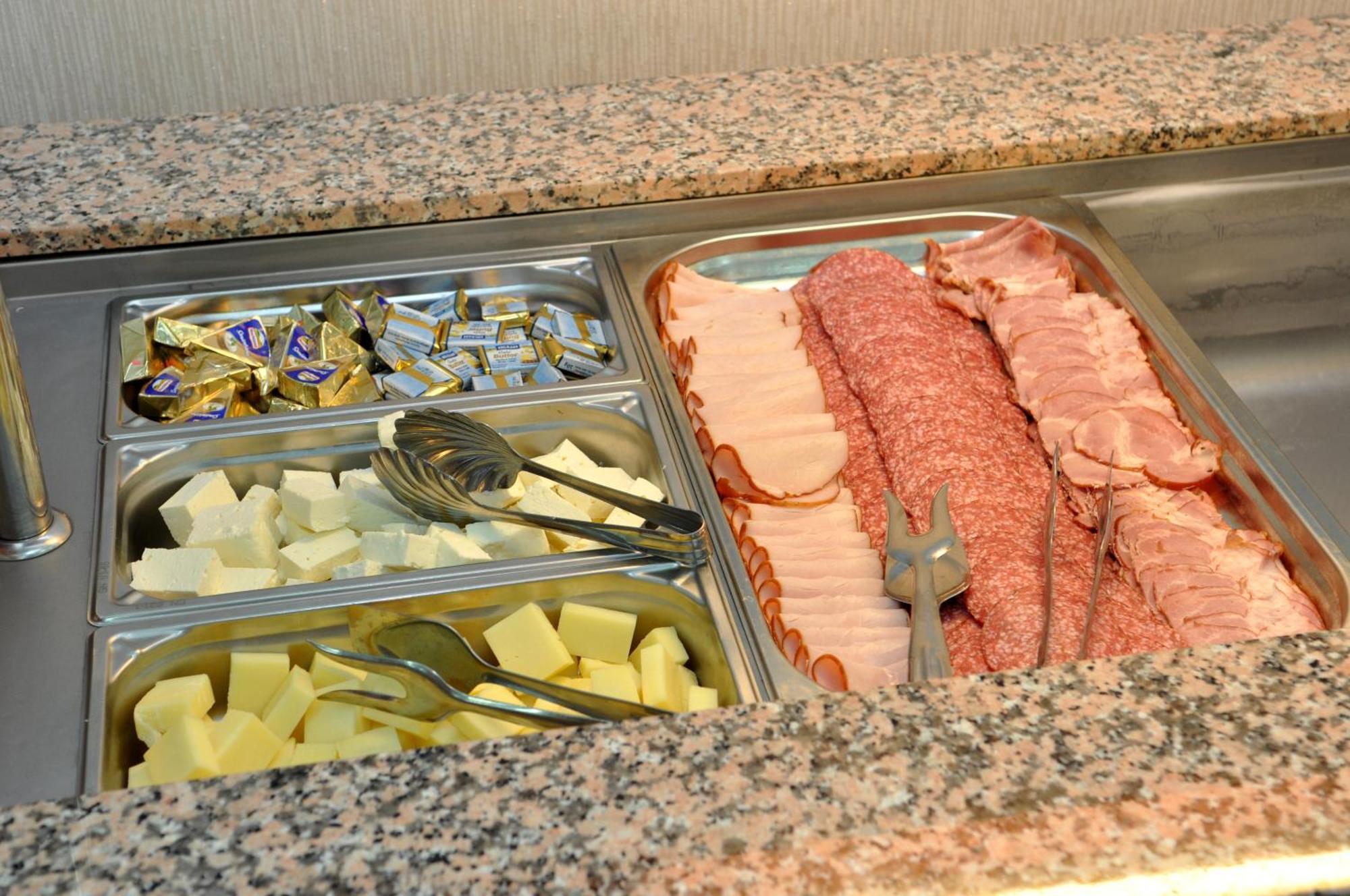 Potaissa Hotel Turda Zewnętrze zdjęcie